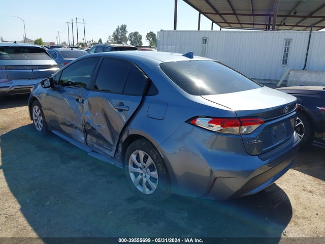 Toyota COROLLA LE 2022 JTDEPMAE7NJ206971 Image 3