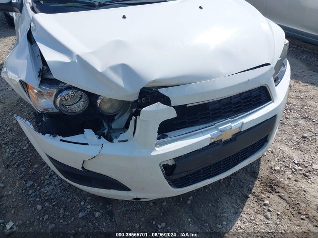 Chevrolet Sonic Ls Auto 2015 1G1JA6SH4F4197532 Image 19