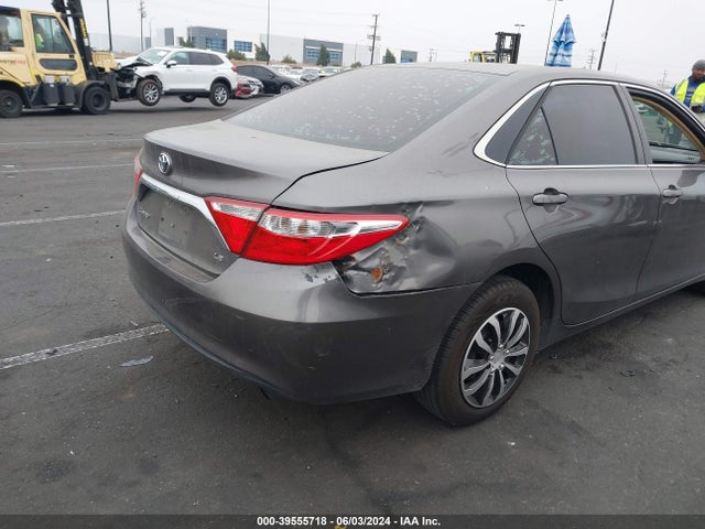 Toyota CAMRY LE 2015 4T4BF1FK5FR452177 Image 17