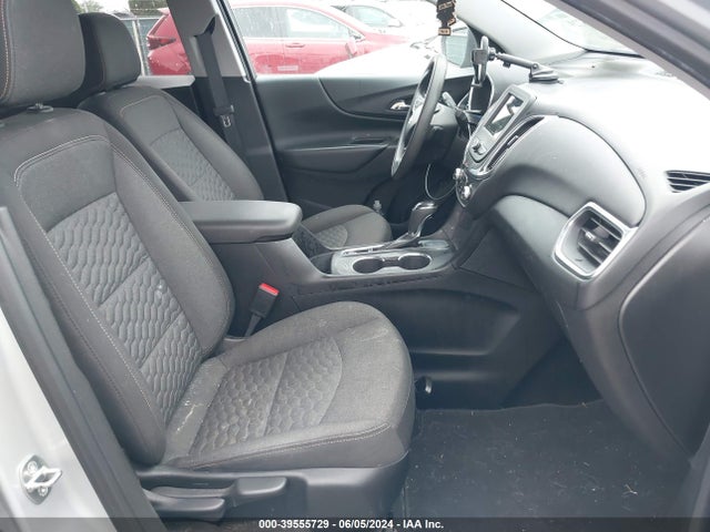 Chevrolet EQUINOX LT 2019 2GNAXKEV6K6184040 Image 5