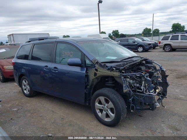 Toyota Sienna Le 8 Passenger 2017 5TDKZ3DCXHS841059 Image 13