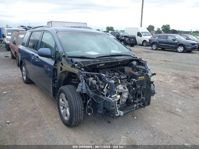 Toyota Sienna Le 8 Passenger 2017 5TDKZ3DCXHS841059 Image 6