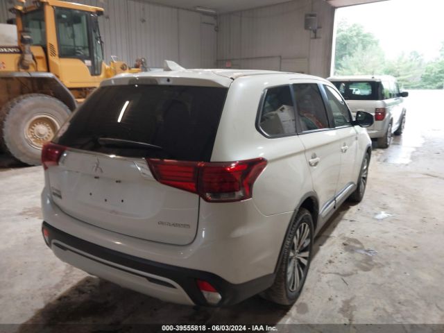JA4AD2A35KZ055047 Mitsubishi Outlander Es
