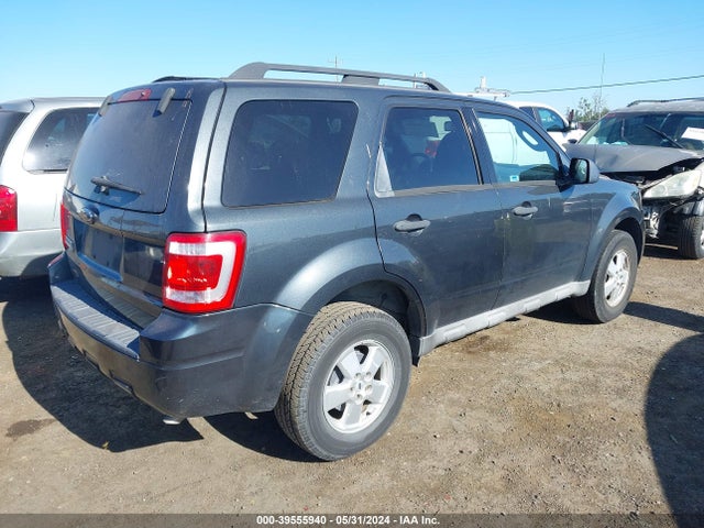 2009 Ford Escape Xlt მანქანა იყიდება აუქციონზე, vin: 1FMCU03769KB28671, აუქციონის ნომერი: 39555940