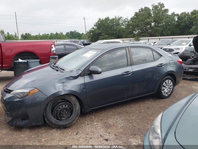 Toyota Corolla Le Eco 2018 5YFBPRHE7JP827512 Image 14