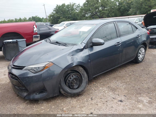 Toyota Corolla Le Eco 2018 5YFBPRHE7JP827512 Image 2