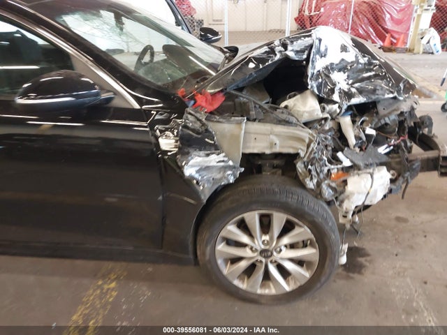 KIA Optima Lx 2018 5XXGT4L35JG259277 Image 13