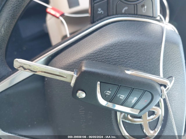 Toyota CAMRY LE 2020 4T1C11AK0LU318757 Image 11