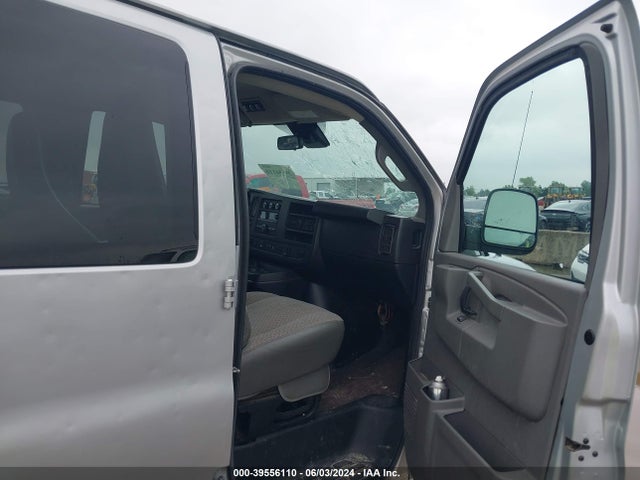 Chevrolet Express 3500 Lt 2019 1GAZGPFG2K1242472 Image 5