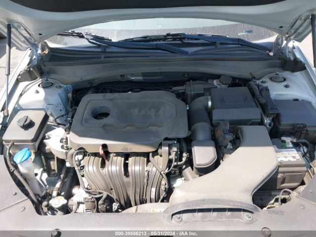 5XXGT4L38JG273772 KIA Optima Lx