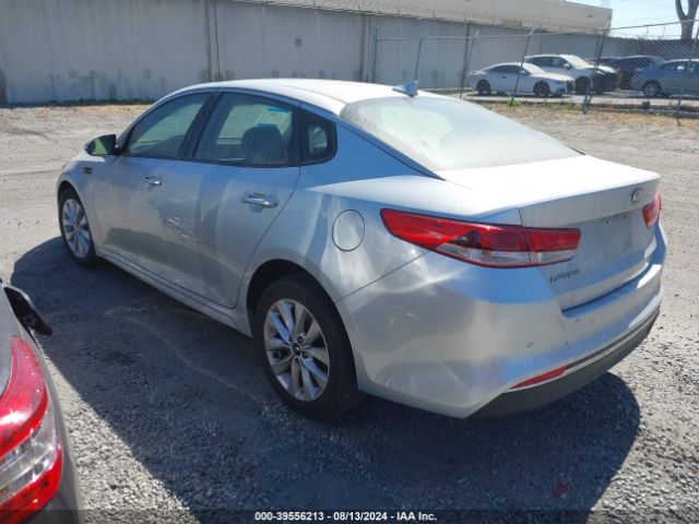 5XXGT4L38JG273772 KIA Optima Lx