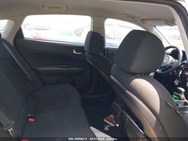5XXGT4L38JG273772 KIA Optima Lx
