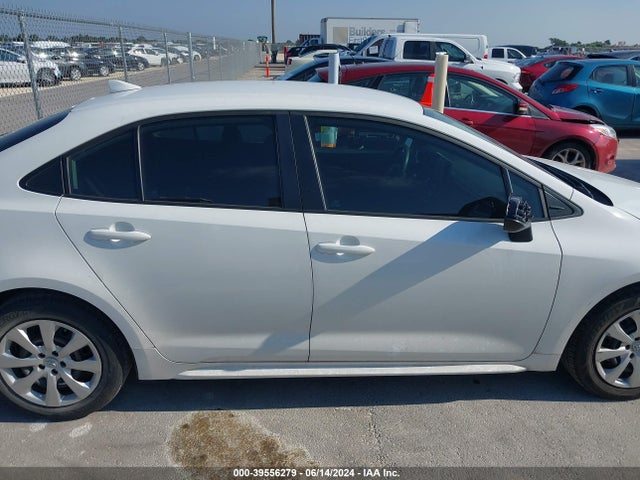 Toyota COROLLA LE 2022 5YFEPMAE7NP364724 Image 13