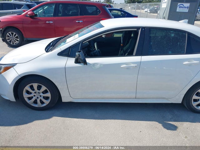 Toyota COROLLA LE 2022 5YFEPMAE7NP364724 Image 6