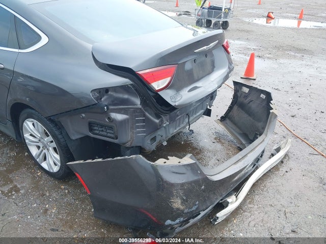 1C3CCCAB4FN667370 Chrysler 200 Limited