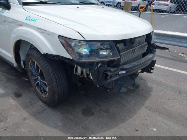 3C4PDCAB2JT528776 Dodge JOURNEY SE