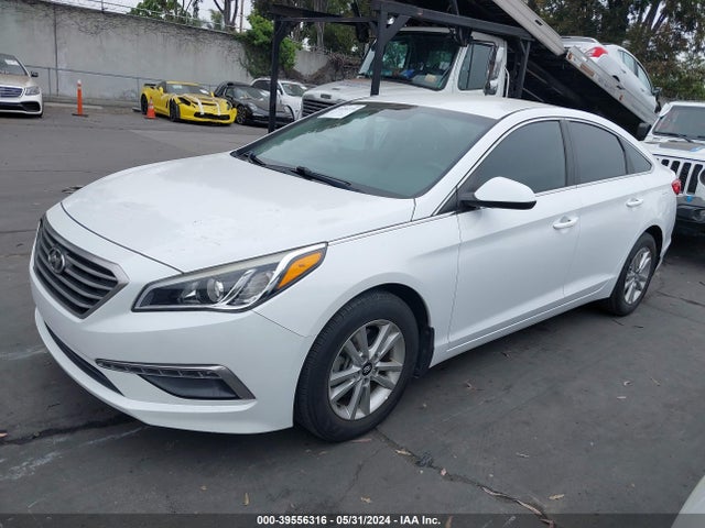 Hyundai SONATA SE 2015 5NPE24AF1FH254967 Image 2