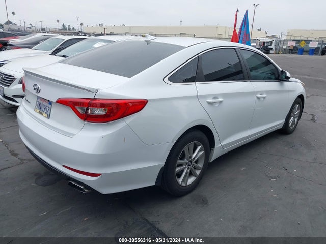 Hyundai SONATA SE 2015 5NPE24AF1FH254967 Image 4