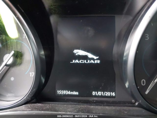 SADCJ2GX3JA203201 Jaguar F-pace 30t Premium