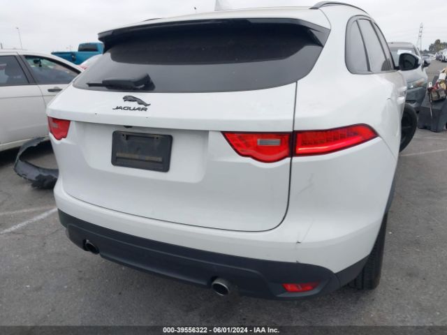 SADCJ2GX3JA203201 Jaguar F-pace 30t Premium
