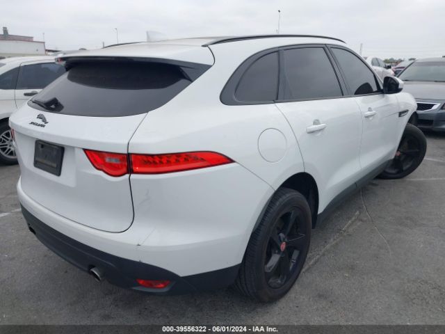 SADCJ2GX3JA203201 Jaguar F-pace 30t Premium