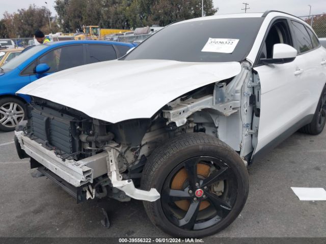 SADCJ2GX3JA203201 Jaguar F-pace 30t Premium