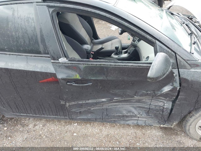 Chevrolet Cruze Ls Manual 2014 1G1PB5SH1E7145631 Image 6