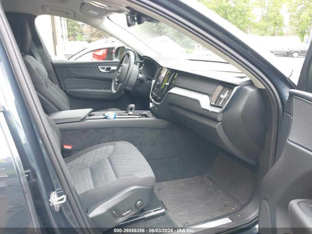 YV4H60DK2R1791536 Volvo Xc60 Recharge Plug-in Hybrid T8 Core Dark Theme