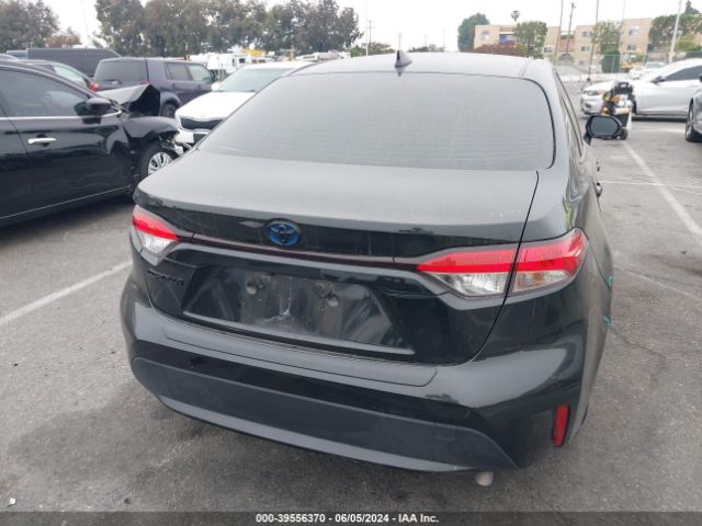 JTDEAMDE2NJ046804 Toyota Corolla Hybrid Le