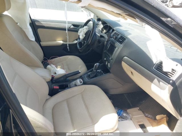 3VWDB7AJ9HM275299 Volkswagen Jetta 1.4t Se