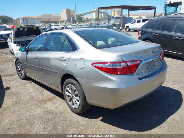 Toyota CAMRY LE 2015 4T4BF1FK0FR506243 Image 3