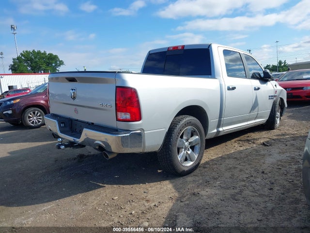 3C6RR7LT0JG130179 RAM 1500 Big Horn  4x4 5'7 Box