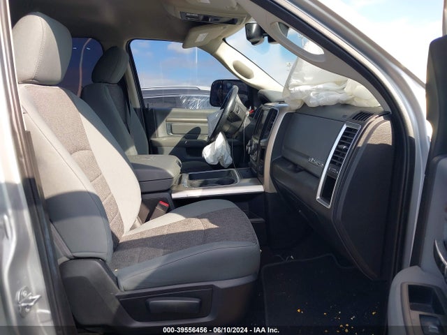 3C6RR7LT0JG130179 RAM 1500 Big Horn  4x4 5'7 Box