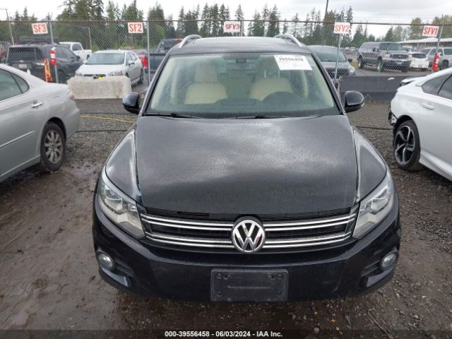 WVGBV7AX7GW599044 Volkswagen TIGUAN SE