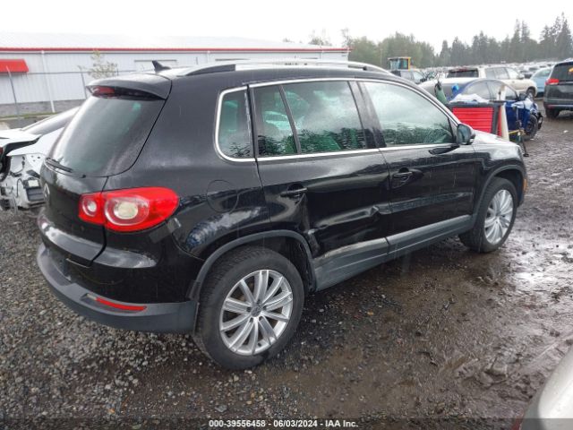 WVGBV7AX7GW599044 Volkswagen TIGUAN SE