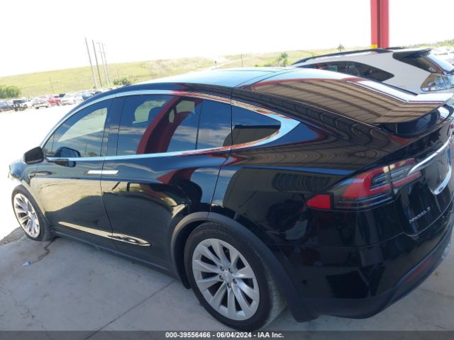 5YJXCDE20HF045671 Tesla Model X 100d/75d/90d