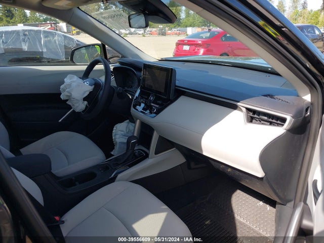 Toyota Corolla Cross Le 2024 7MUBAABG3RV091223 Image 5
