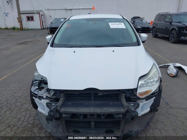 Ford FOCUS SE 2014 1FADP3F21EL276898 Image 13