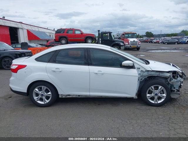 Ford FOCUS SE 2014 1FADP3F21EL276898 Image 14