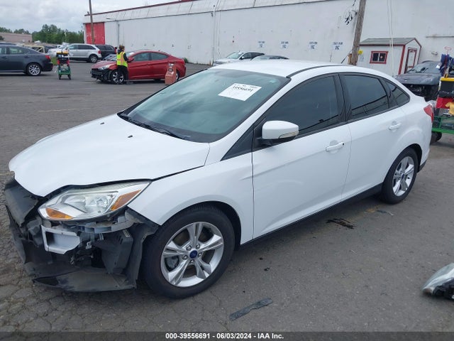 Ford FOCUS SE 2014 1FADP3F21EL276898 Image 2