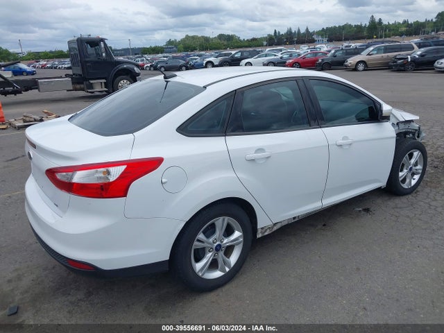 Ford FOCUS SE 2014 1FADP3F21EL276898 Image 4