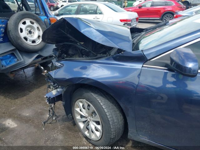 4T1BF1FK7HU707568 Toyota CAMRY LE
