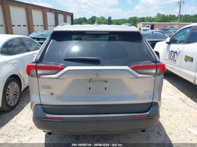 Toyota RAV4 LE 2019 JTMK1RFV8KD024085 Image 16