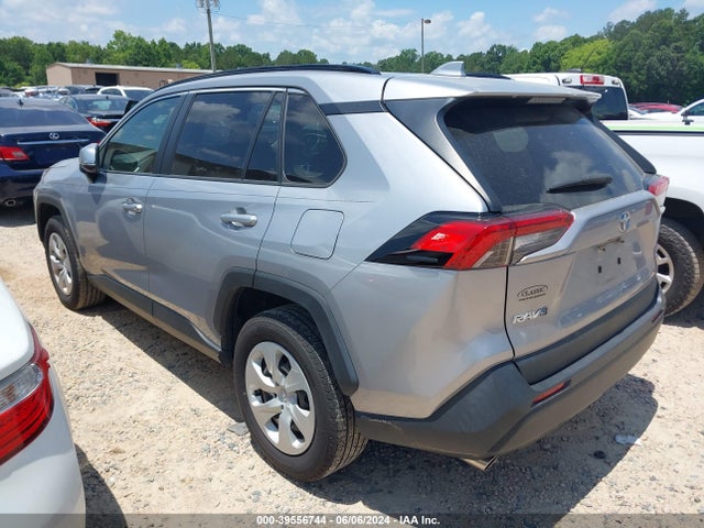 Toyota RAV4 LE 2019 JTMK1RFV8KD024085 Image 3