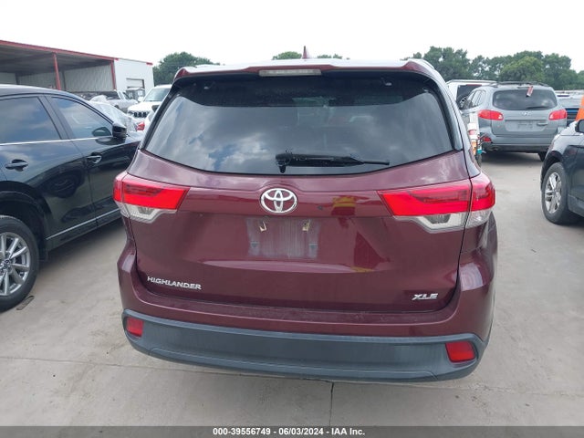 Toyota Highlander Xle 2018 5TDKZRFH1JS269638 Image 16