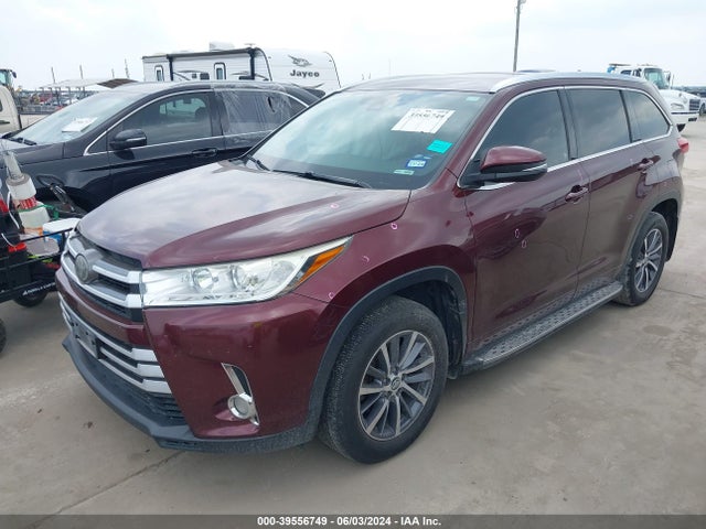 Toyota Highlander Xle 2018 5TDKZRFH1JS269638 Image 2