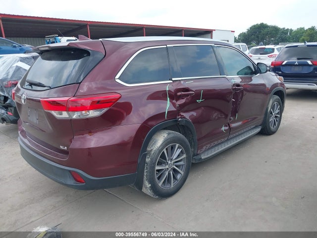 Toyota Highlander Xle 2018 5TDKZRFH1JS269638 Image 4