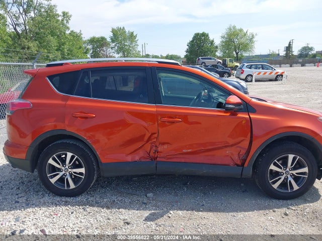 Toyota Rav4 Xle 2016 JTMWFREV6GJ061939 Image 13