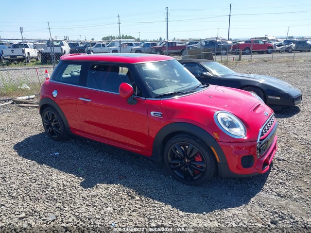 2016 MINI HARDTOP WMWXM9C59GT996869 Photo 0