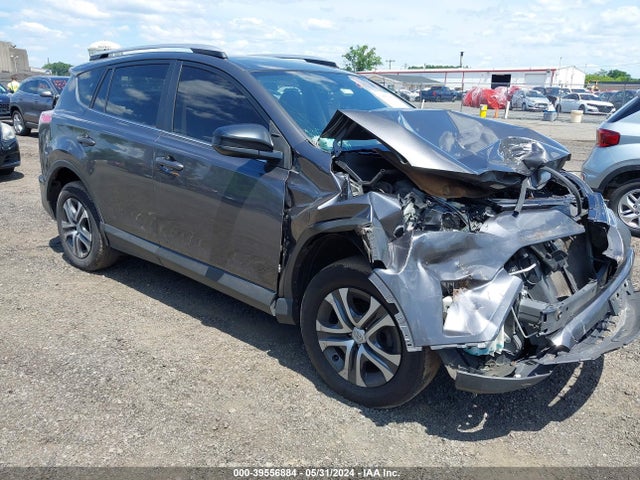 Toyota RAV4 LE 2016 JTMBFREV5GJ051756 Image 1